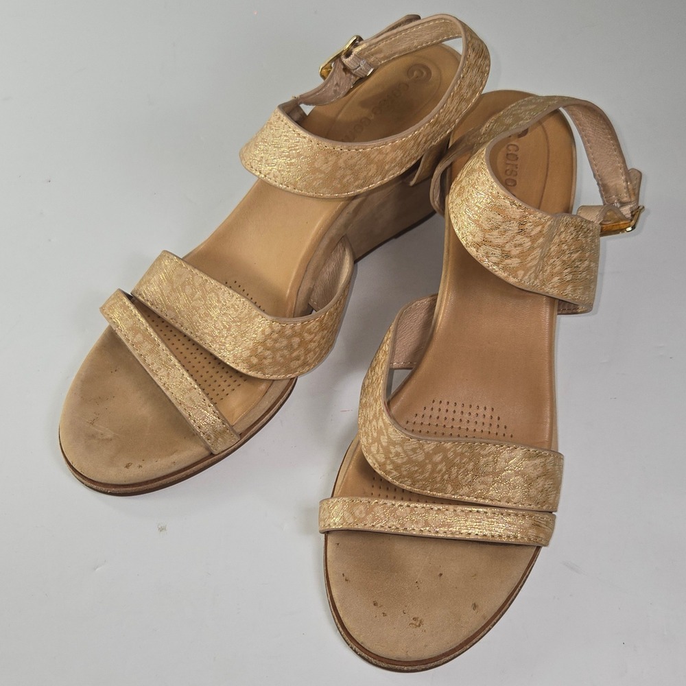 Corso‎ Como Gold Metallic Snake Print Wedge Sandals Women's Size 9M